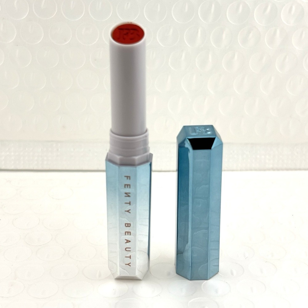FENTY BEAUTY By Rihanna Frosted Metal Lipsitck - So Chilli - 1.9 g New